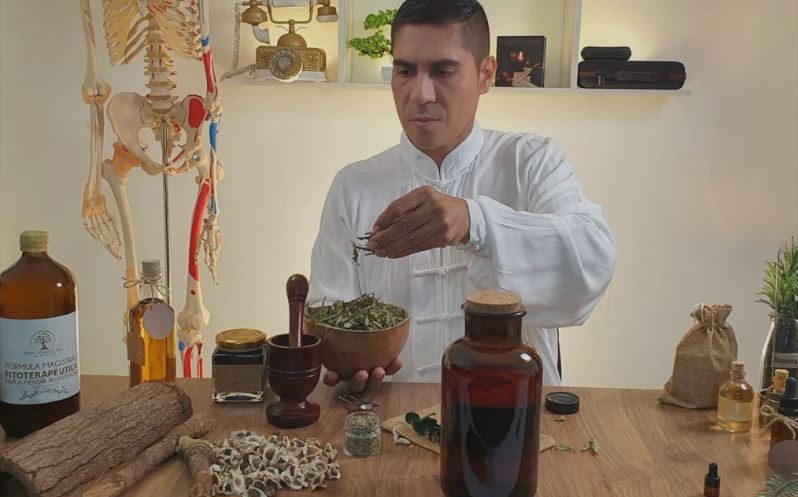Cargar video: Deybis Gonzalez naturopata